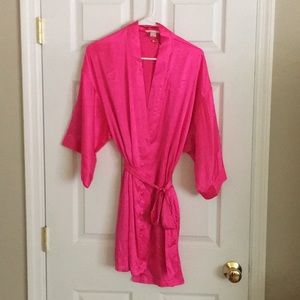 VS Kimono